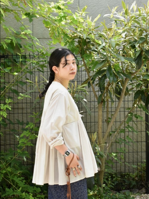 ★新品未使用タグ付き★かぐれ＊小花柄プリントイージーパンツ かぐれ（カグレ）の「小花柄プリントイージーパンツ（その他