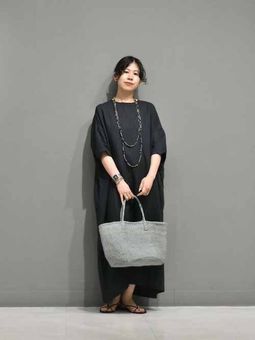 新品タグ付き　かぐれ　2サイズ展開リネンレーヨンワイドワンピース　ドアーズ かぐれ｜『2サイズ展開』リネンレーヨンワイドワンピース