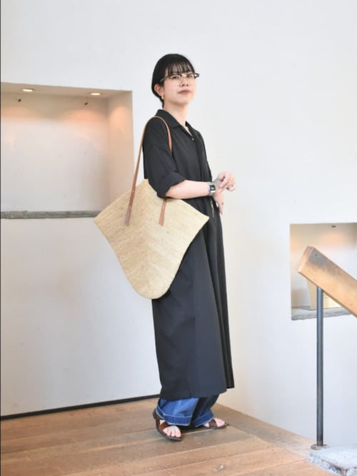 2サイズ展開』オープンカラーカットワンピース（ワンピース）｜かぐれ