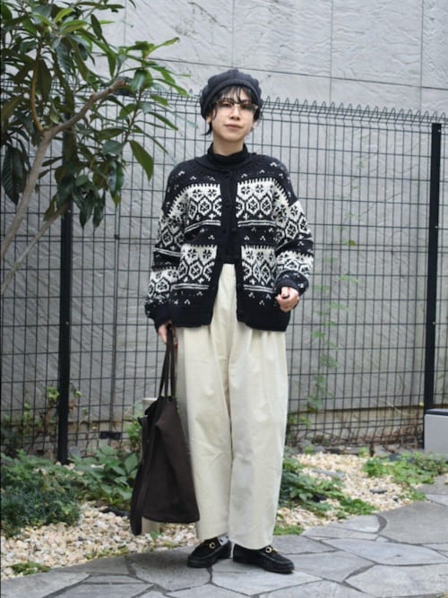 コーデュロイテーパードパンツ