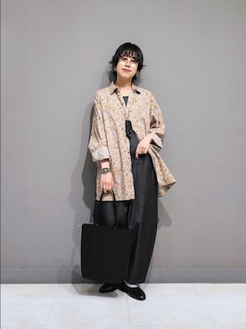 「URBAN RESEARCH（アーバンリサーチ）の『洗濯可』new basic　WASHABLE MERINO WOOL TANK（タンクトップ、グレー系）」を使った、おふじさん（レディース・161cm）の秋コーディネート