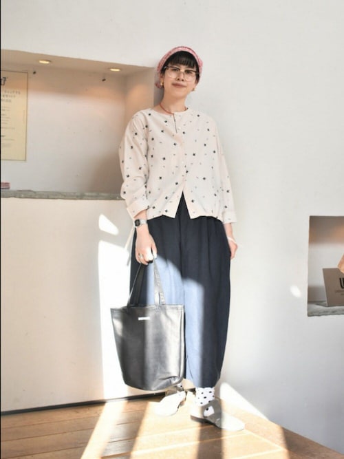 ツバメ刺繍ブラウス（シャツ/ブラウス）｜かぐれ（カグレ）の