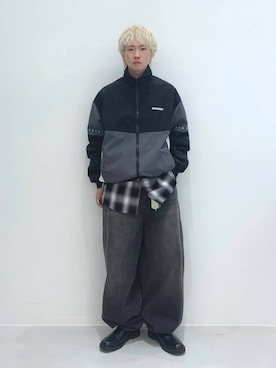 「NOT4NERD（ノットフォーナード）のアイテム（デニムパンツ）」を使った、みんみんさん（メンズ・173cm）の春コーディネート