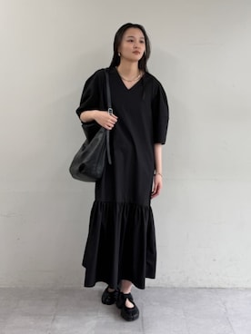 「LOUNGEDRESS（ラウンジドレス）のコクーンスリーブワンピース（ワンピース、ブラック系）」を使った、も（ﾓｯﾁｬﾝ）さん（レディース・168cm）の春コーディネート