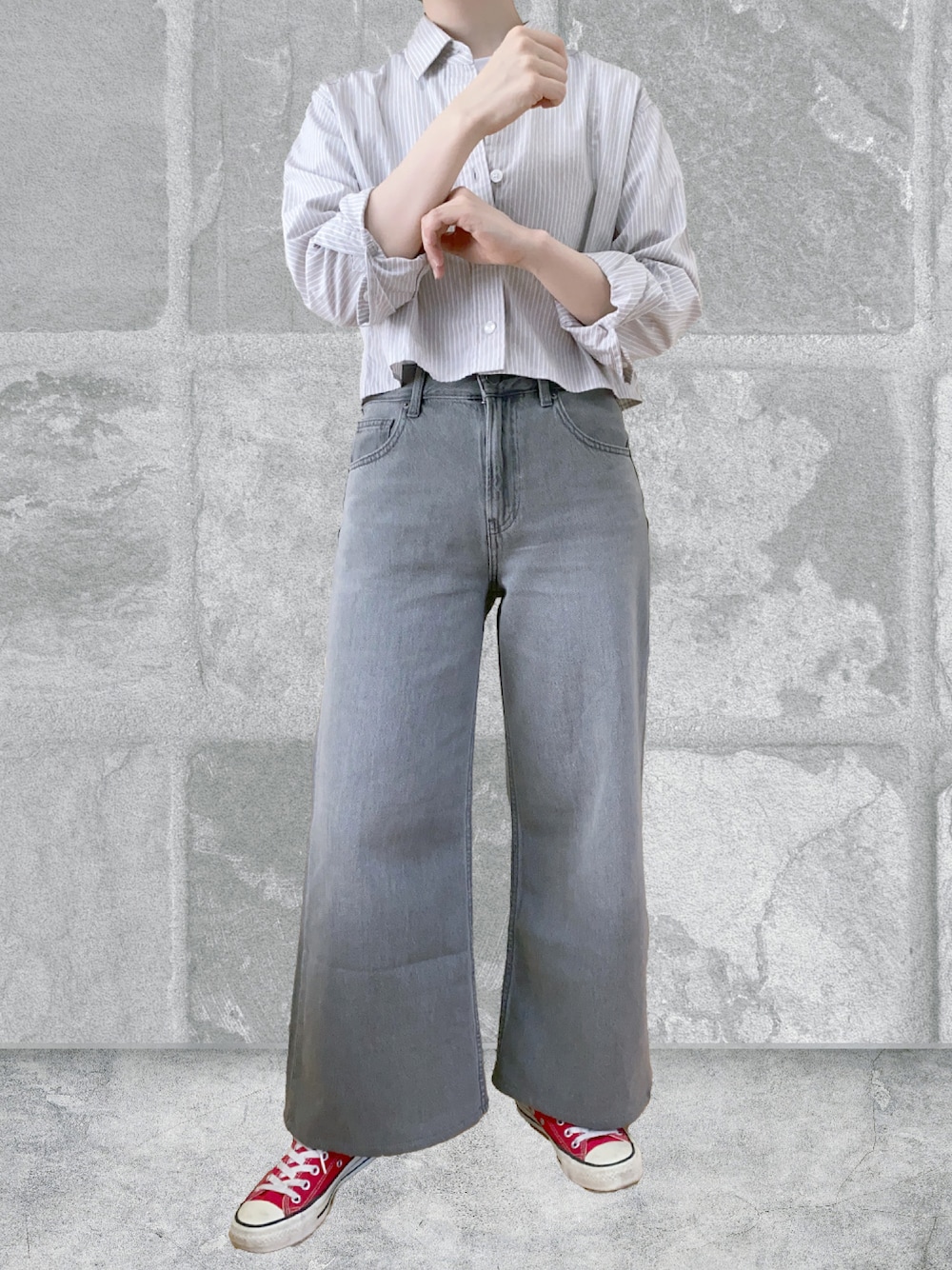 「無印良品、ストライプシャツ、デニムパンツ、UNIQLO、コンバース」｜「無印良品の【リメイク】婦人　洗いざらし　ブロードレギュラーカラー長袖シャツ（シャツ/ブラウス、ベージュ系）」を使った、marronさん（骨格ウェーブ・レディース・152cm）の夏コーディネートの1枚目の写真