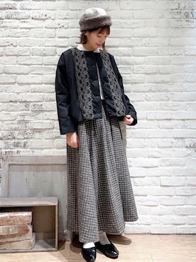 「刺繍」｜「アイテム（ノーカラージャケット）」を使った、いっしき🐻さん（レディース・163cm）の冬コーディネート