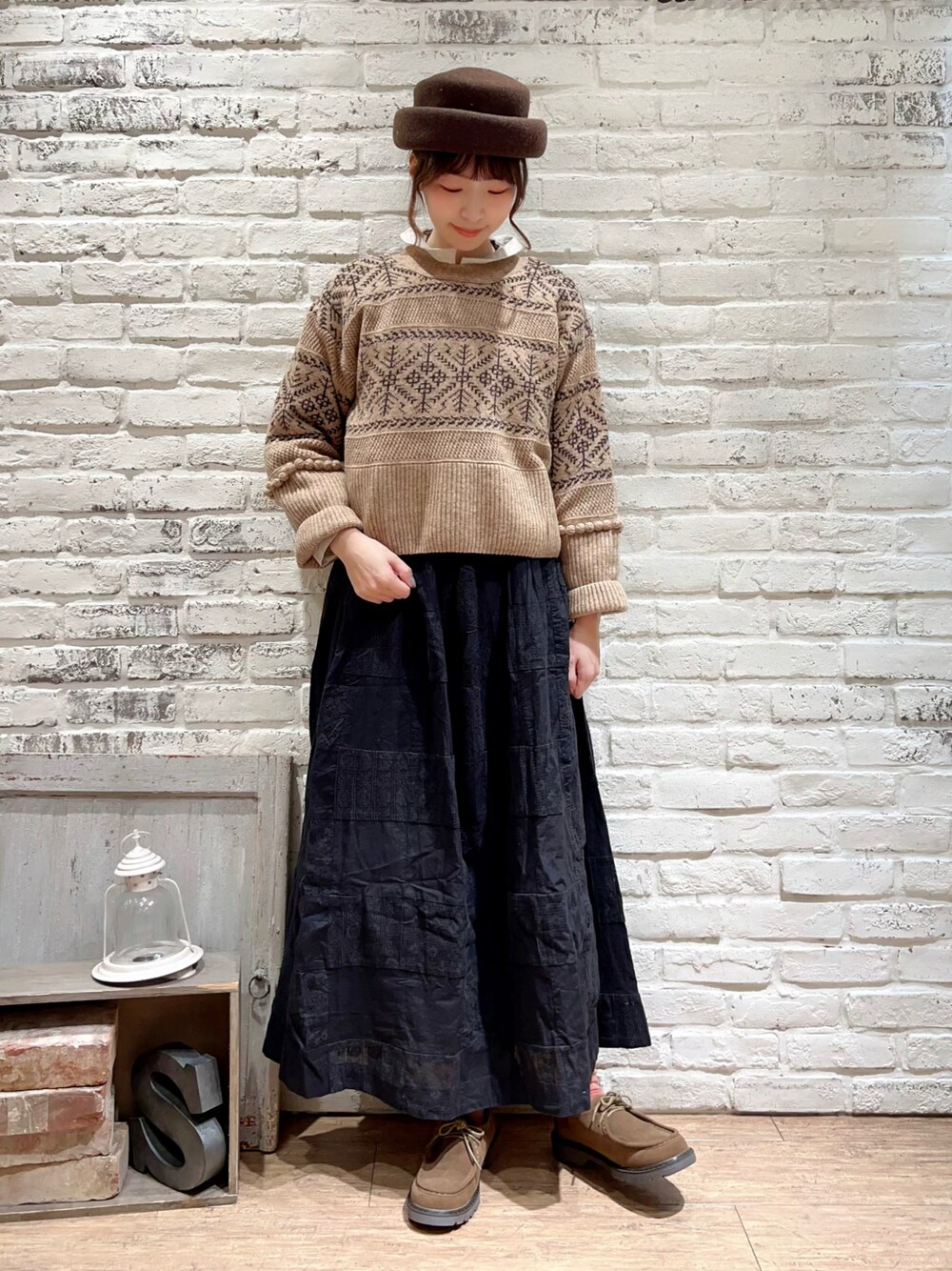 「TSUHARU by Samansa Mos2のモノグラム刺繍ブラウス（シャツ/ブラウス、ベージュ系）」を使った、いっしき🐻さん（レディース・163cm）の冬コーディネートの1枚目の写真