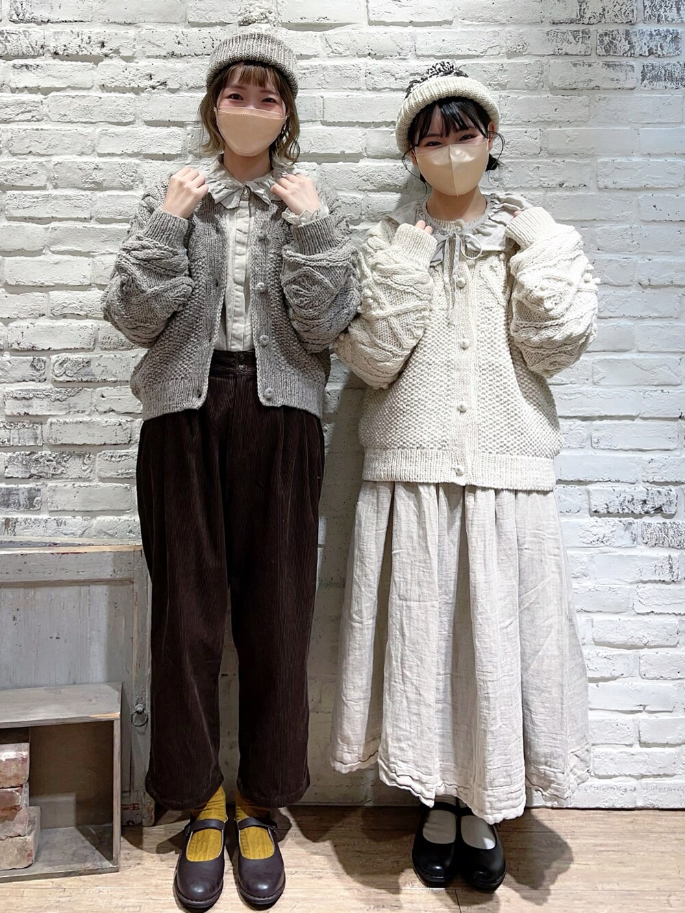 「サマンサ モスモス(Samansa Mos2)、SM2、Samansa Mos2、TSUHARU by Samansa Mos2、秋コーデ、秋のコーデ、秋冬コーデ、ゆるコーデ、ワントーンコーデ、淡色コーデ、リンクコーデ、おそろいコーデ、カーディガン、コーデュロイ、ニット帽」｜「TSUHARU by Samansa Mos2のペルーニットモチーフ柄ワッチ（ニットキャップ/ビーニー、ホワイト系）」を使った、いっしき🐻さん（レディース・163cm）の秋コーディネートの1枚目の写真