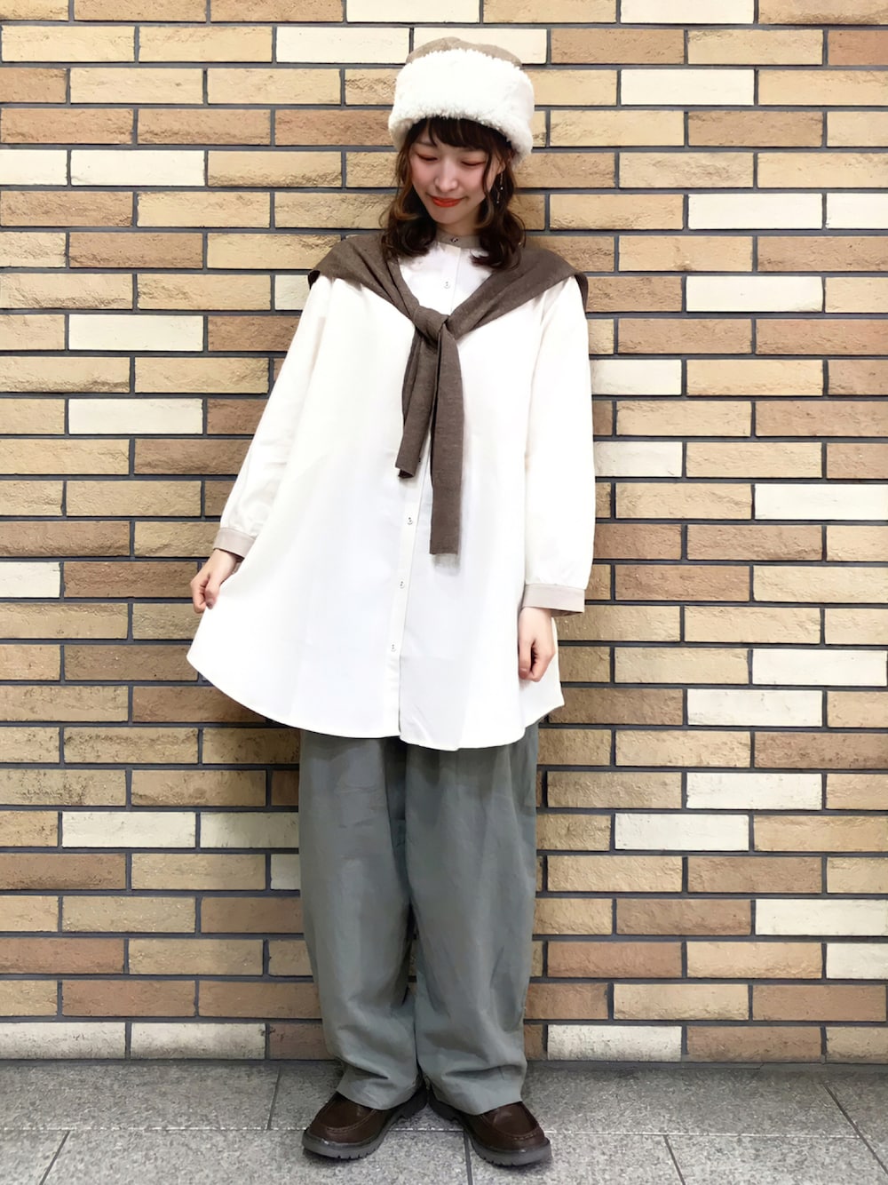 「カジュアル、シンプル、ボア、秋のコーデ、ナチュラル、SM2、チュニック、ワイドパンツ、ミントグリーン、肩掛けカーデ、ゆるコーデ、サマンサ モスモス(Samansa Mos2)、くすみカラー、秋コーデ、だから秋服が好き」｜「Samansa Mos2のメルトンボアコンビワッチ（キャップ、ベージュ系）」を使った、いっしき🐻さん（レディース・163cm）の秋コーディネートの1枚目の写真