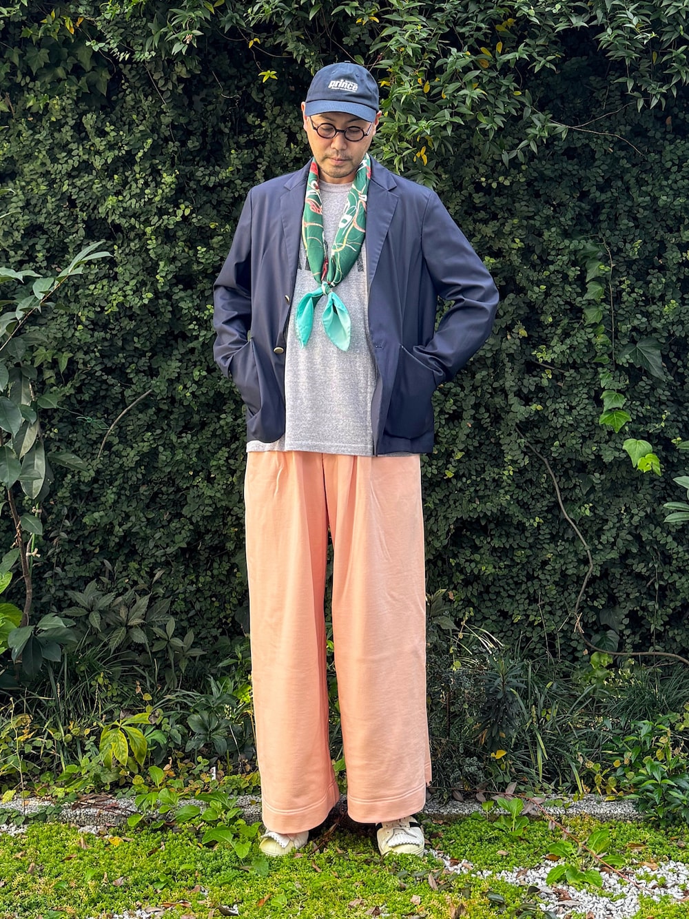 マルタンマルジェラ　シルク黒スカーフ Maison Margiela｜襟付シルクスカーフ