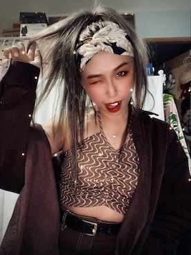 「PULL&BEAR（プルアンドベア）のアイテム（キャミソール）」を使った、Kappa Kelly Hoさん（レディース・160cm）の秋コーディネート