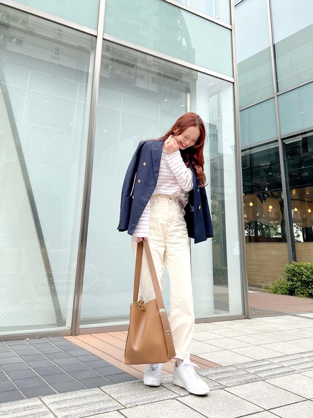 「今日のコスメと服、シンプルコーデ、デニム、淡色コーデ、休日スタイル、スニーカー、ボーダー、春夏コーデ、初夏コーデ、ボーダートップス、お出かけコーデ日記、夏のコスメと服、このスタイルがお気に入り」｜「DISCOATのバスクボーダーロングスリーブ（Tシャツ/カットソー、パープル系）」を使った、maiさん（レディース・162cm）の春コーディネートの1枚目の写真