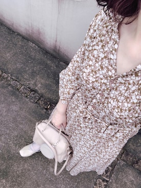 ワンピース ドレスを使った くすみピンク の人気ファッションコーディネート Wear