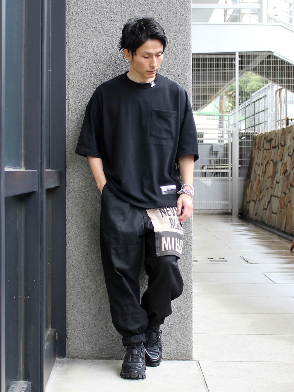 needer｜UNIQLOのカーゴパンツを使ったコーディネート - WEAR