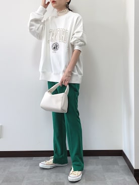 「ap retro（アプレトロ）のアイテム（スウェット）」を使った、紗衣さん（レディース・158cm）の春コーディネート