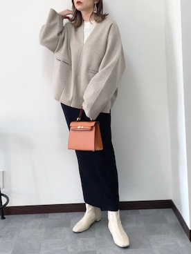 「Ｖネック」｜「アイテム（シューズ）」を使った、紗衣さん（レディース・158cm）の冬コーディネート