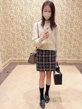 「秋冬」｜「アイテム（ノーカラージャケット）」を使った、Elliannaさん（レディース・166cm）の冬コーディネート
