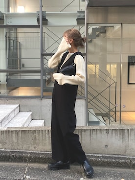 「フレアスリーブ」｜「アイテム（サロペット/オーバーオール）」を使った、manamiさん（レディース・156cm）の冬コーディネート