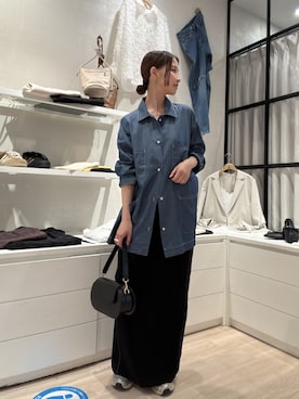 「Omekashi（オメカシ）のシアーデニムカバーオール（シャツ/ブラウス、ブルー系）」を使った、AYAKAさん（レディース・159cm）の春コーディネート