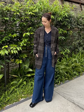 「アイテム（テーラードジャケット）」を使った、AYAKAさん（レディース・159cm）の秋コーディネート