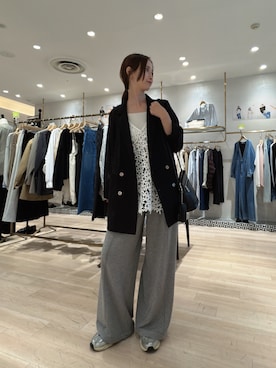 「Omekashi（オメカシ）のアイテム」を使った、AYAKAさん（レディース・159cm）の春コーディネート