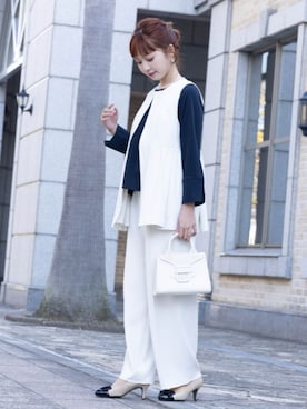 「SweetMommy（スウィートマミー）のペプラムジレ×センタープレスワイドパンツ セットアップ　【マタニティ 産前産後】 [フォーマル 卒園 卒業]（スーツセット、ホワイト系）」を使った、sweet mommyさん（レディース・159cm）の春コーディネート