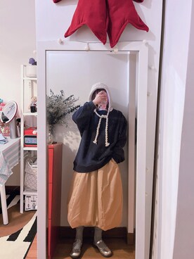 「MILOOEYSHOESのアイテム（シューズ、シルバー系）」を使った、bananananaxxxさん（レディース・158cm）の冬コーディネート