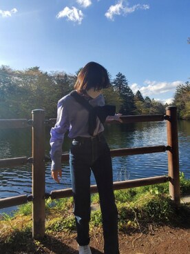 「BLACK BY MOUSSY（ブラックバイマウジー）のJAVA one wash denim（ジャワワンウォッシュデニム）（デニムパンツ、ブルー系）」を使った、Riho さん（レディース・160cm）の秋コーディネート