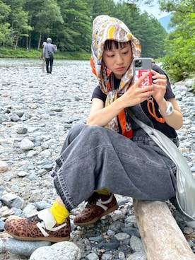 「女子会」｜「アイテム（財布/小物）」を使った、さとめぐさん（レディース・159cm）の夏コーディネート