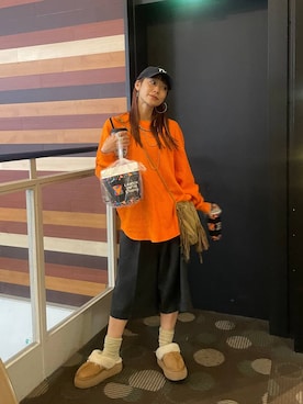 「NUMERALS（ヌメラルズ）のアイテム」を使った、さとめぐさん（レディース・159cm）の秋コーディネート