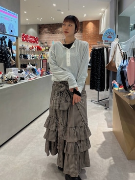 さとめぐさんのコーディネート