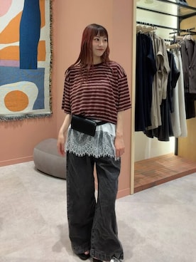 「LOWRYS FARM（ローリーズファーム）のイージーバギーデニム　601067（デニムパンツ、ブラック系）」を使った、さとめぐさん（レディース・159cm）の夏コーディネート