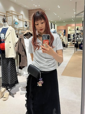 「LOWRYS FARM（ローリーズファーム）のドレープオフショル５Ｓ 638383（Tシャツ/カットソー、ホワイト系）」を使った、さとめぐさん（レディース・159cm）の春コーディネート