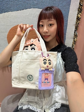 「LOWRYS FARM（ローリーズファーム）のラインストーンプルオーバーＳＳ 1045217（Tシャツ/カットソー、ブラック系）」を使った、さとめぐさん（レディース・159cm）の夏コーディネート