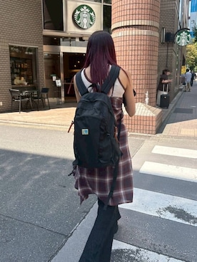 「アイテム（デジタル腕時計）」を使った、さとめぐさん（レディース・159cm）の秋コーディネート