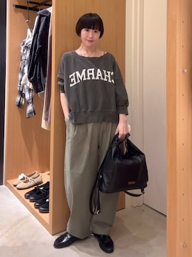 「BAYFLOW（ベイフロー）のアイテム（パンツ）」を使った、hiroeさん（レディース・160cm）の春コーディネート