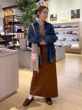 「アイテム（モカシン/デッキシューズ）」を使った、hiroeさん（レディース・160cm・40代）の秋コーディネート