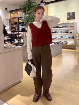 「アイテム（モカシン/デッキシューズ）」を使った、hiroeさん（レディース・160cm・40代）の秋コーディネート
