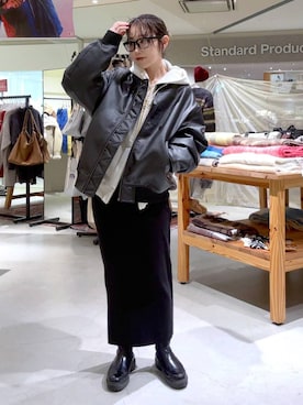 「アイテム（ブルゾン）」を使った、hiroeさん（レディース・160cm・40代）の冬コーディネート