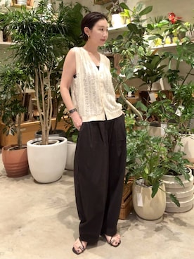 「アイテム（ベスト）」を使った、hiroeさん（レディース・158cm・40代）の夏コーディネート
