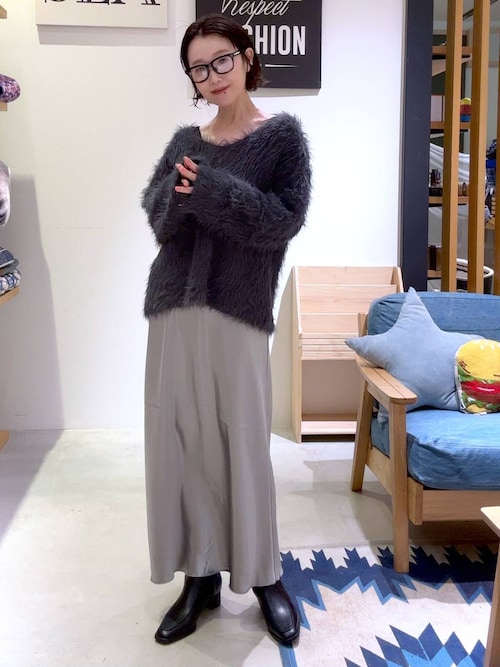 セール】[ヒップラインが出すぎない]サテンナロースカート（スカート