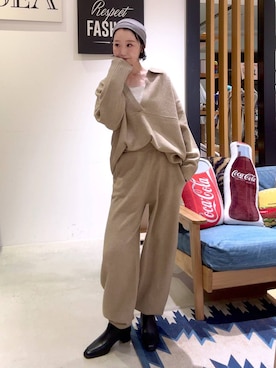 「アイテム（ヘアバンド）」を使った、hiroeさん（レディース・160cm）の秋コーディネート