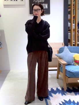 「アイテム（ハンドバッグ）」を使った、hiroeさん（レディース・160cm・40代）の冬コーディネート