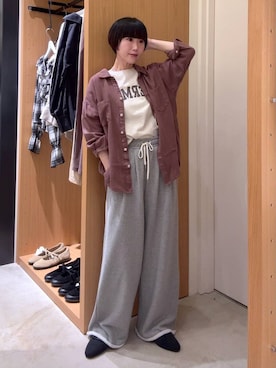 「BAYFLOW（ベイフロー）の[ふんわり柔らかな肌当たり]リネンシャツ（シャツ/ブラウス、ブラウン系）」を使った、hiroeさん（レディース・160cm）の春コーディネート