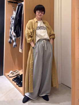 「BAYFLOW（ベイフロー）の[ヴィンテージ感のある風合い]ピグメントロゴ半袖Tシャツ（Tシャツ/カットソー、ホワイト系）」を使った、hiroeさん（レディース・160cm）の春コーディネート