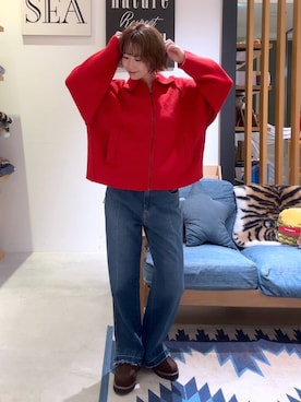 「アイテム（ブルゾン、レッド系）」を使った、hiroeさん（レディース・160cm）の秋コーディネート