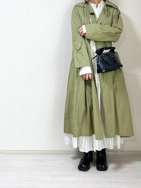 「TODAYFUL（トゥデイフル）のアイテム（トレンチコート）」を使った、erina さん（レディース・165cm）の秋コーディネート