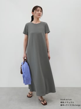 「coca（coca）（コカ）の【田中里奈様着用】＼再入荷／ ライトエンボスマキシワンピース 速乾/イージーケア/乾燥機OK/通気性/ストレッチ（ワンピース、ベージュ系）」を使った、cocaさん（レディース・160cm）の夏コーディネート