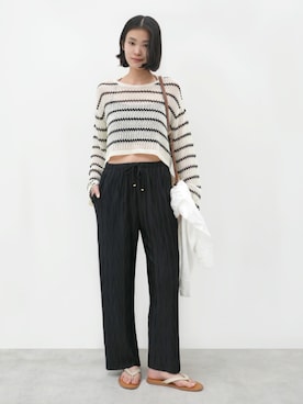 「coca（coca）（コカ）の【田中里奈様着用】＼26ss新色追加／ スリムウェーブパンツ（その他パンツ、ブラック系）」を使った、cocaさん（レディース・160cm）の夏コーディネート