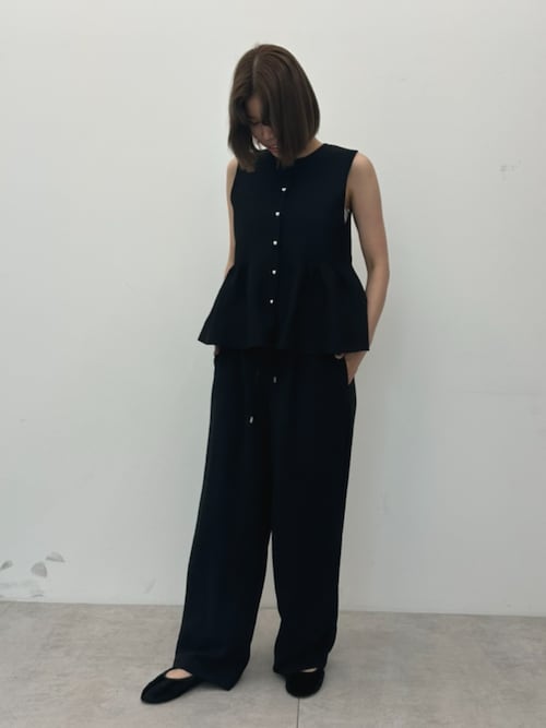 ベイジ サテンパンツ ダグ付　最終お値下げ セットアップ可】シボサテンライクイージーパンツ[品番